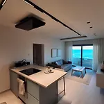 Lazuli Sea View&pool Ap 502 Lejlighed *