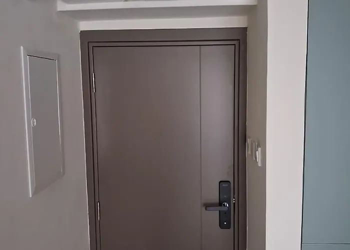 Lazuli Sea View&pool Ap 502 Larnaca