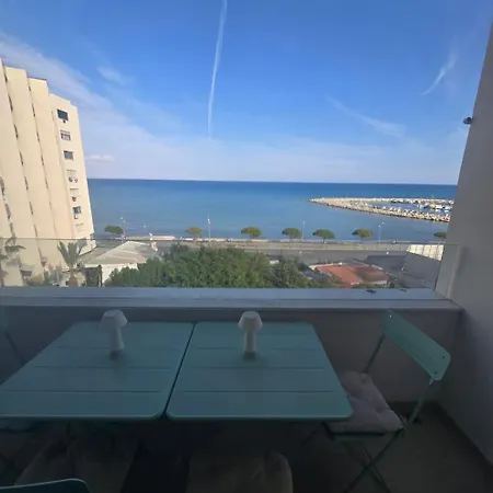 Lazuli Sea View & Pool Ap 502 *